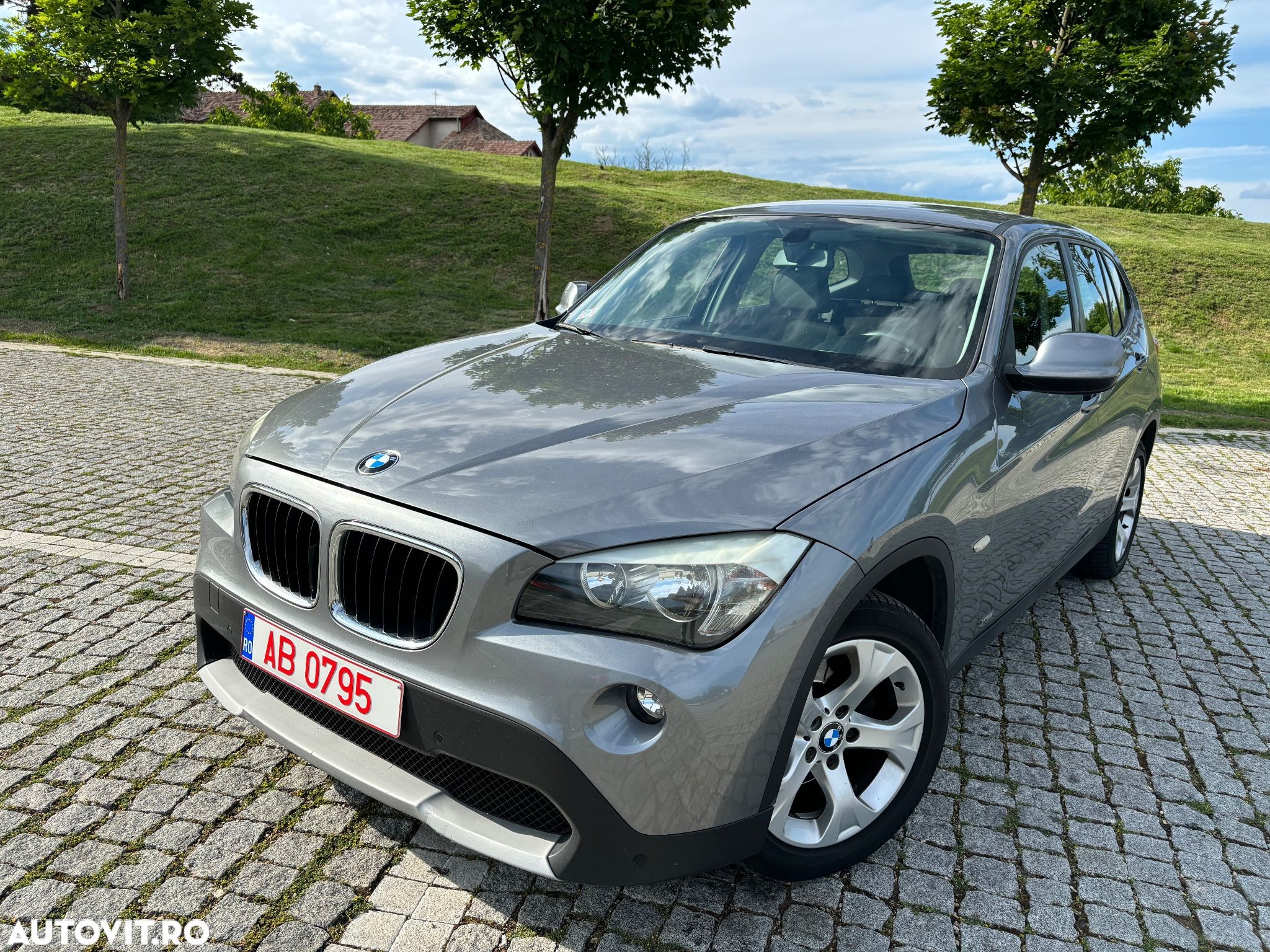 BMW X1 xDrive20d - 1