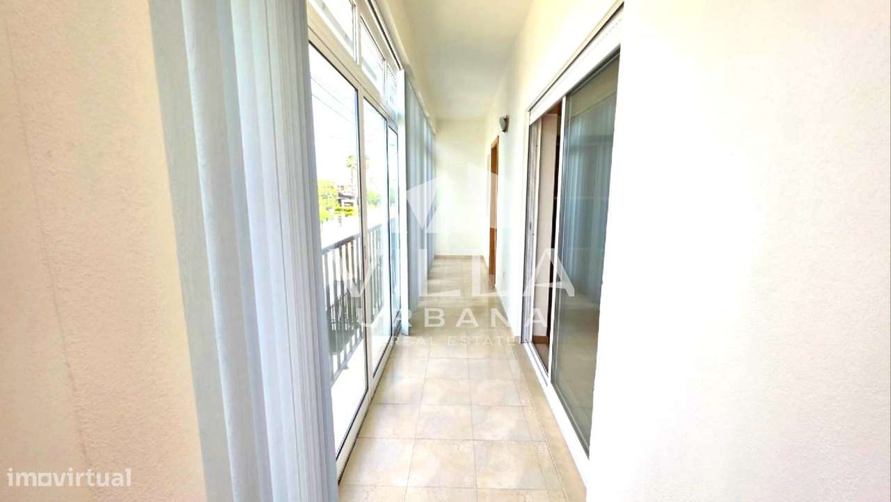 Moradia T3 +1 com Garagem localizada numa zona tranquila em Belverde-22