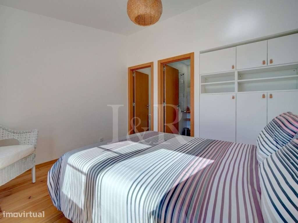Moradia T2+3 com jardim e vista mar na Azóia, Sintra-35