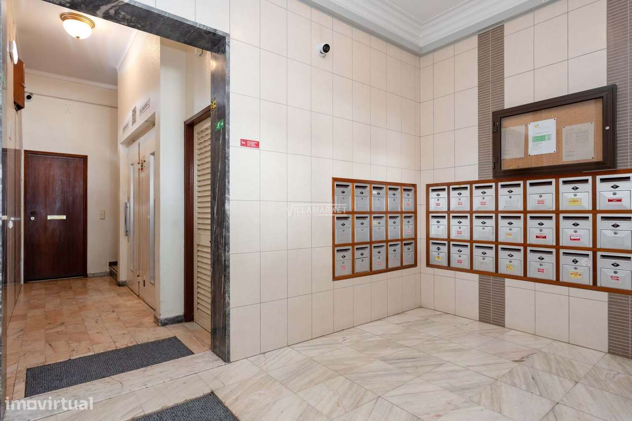 Apartamento T3 Renovado em Portimão-27