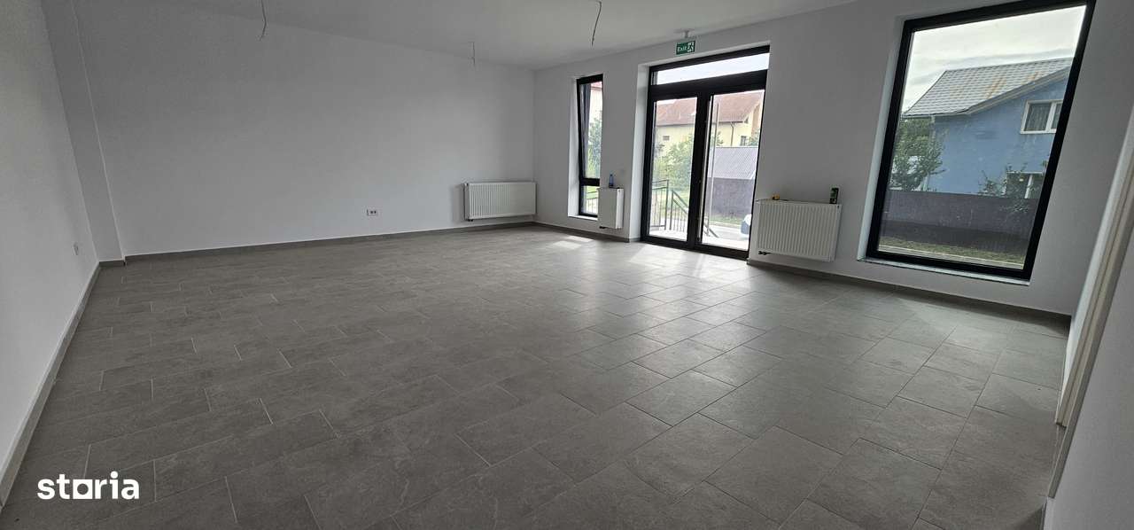Spatiu comercial de inchirat zona Tractorul bloc nou - Imagine principală: 4/10