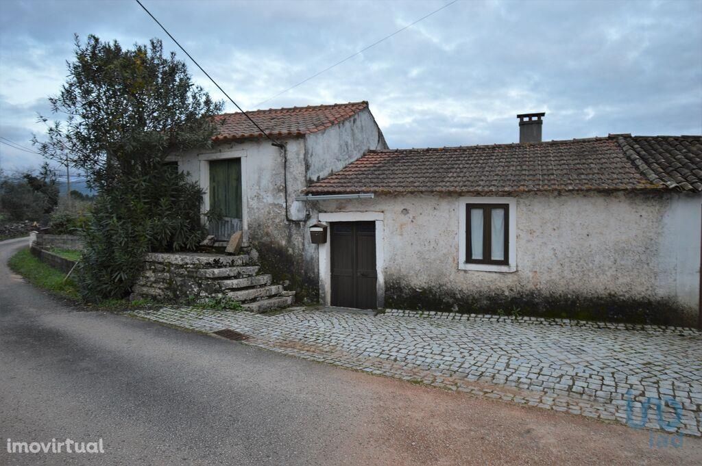 Casa / Villa T2 em Leiria de 111,00 m2