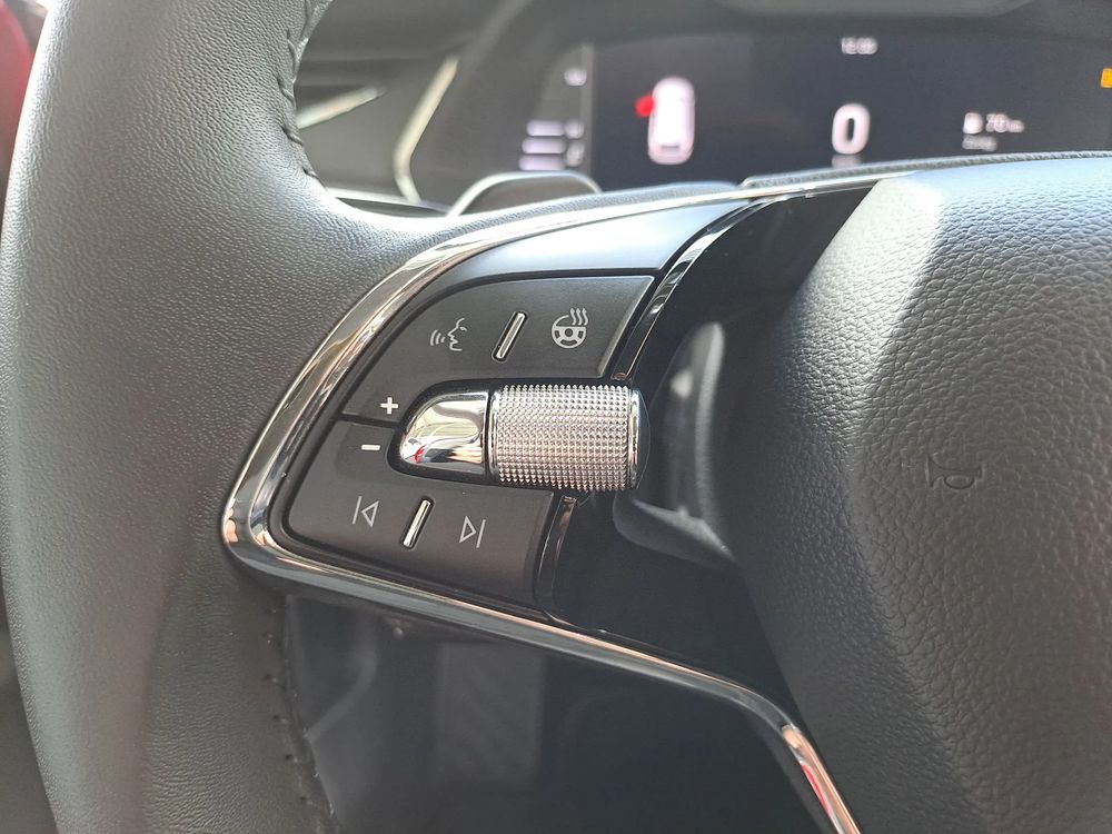 SKODA OCTAVIA Masaże Indukcja Head UP Martwe pola ACC DSG Salon PL ASO VAT23%