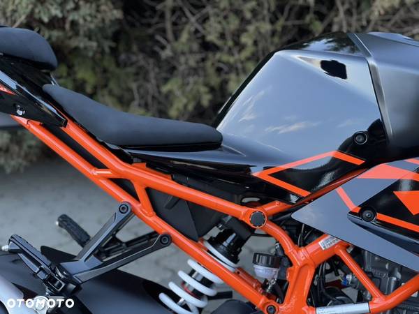 KTM RC 125 - 17