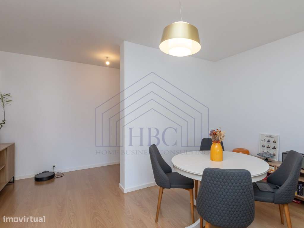 Vende-se Apartamento T1 no centro de Lisboa com arrecadação e garagem-8