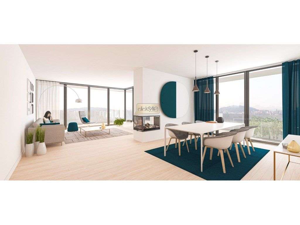 Apartamento T3 com Varanda, Piscina e Garagem Fechada