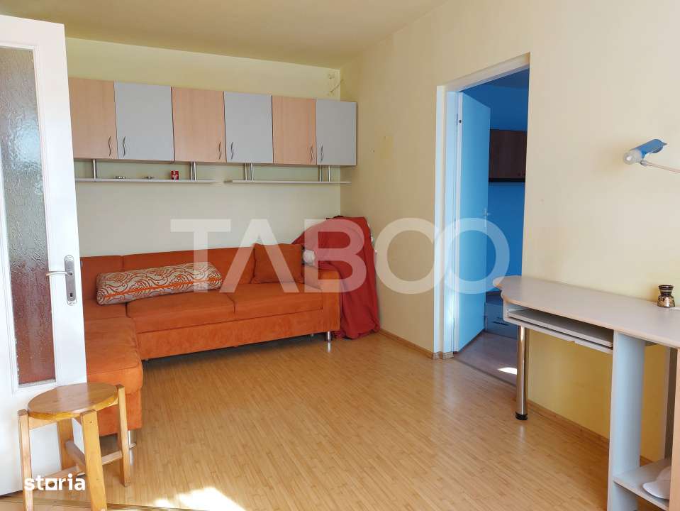 Apartament 50 mpu 2 camere etaj 3 pivnita Piata Noua Cisnadie - Imagine principală: 5/19