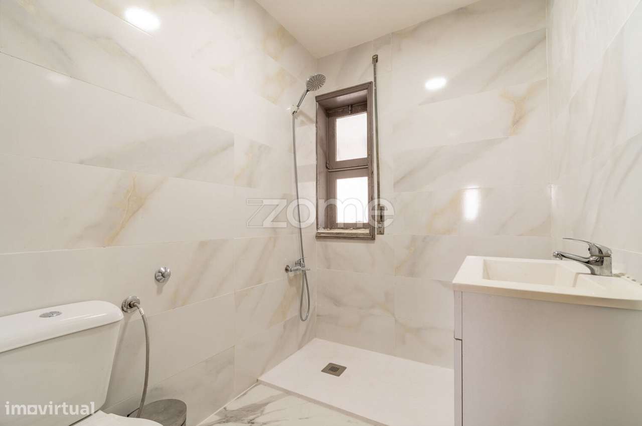 Moradia T3 em Banda com Cave T1 - Perafita - Grande imagem: 5/34