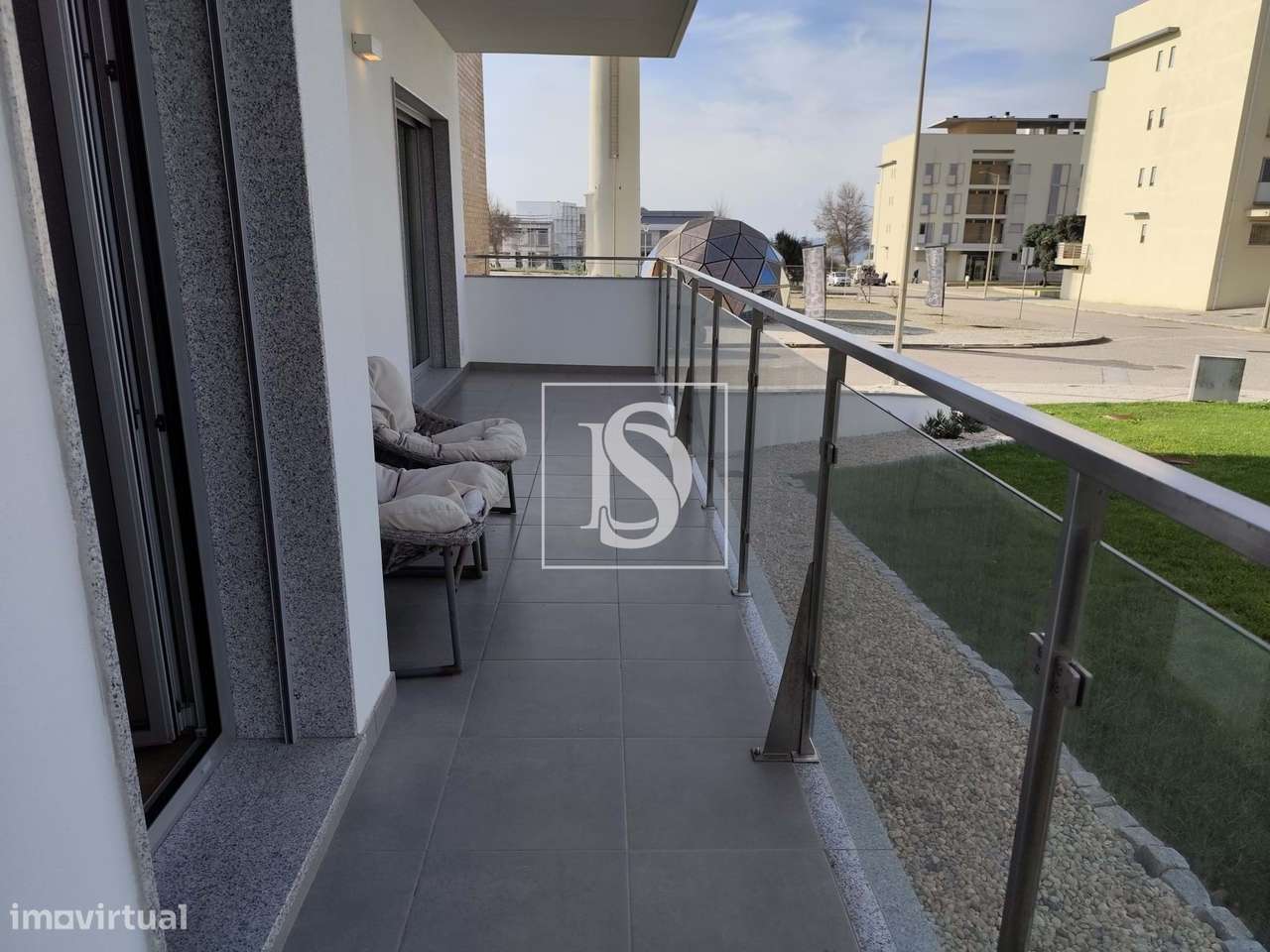 T2 em Buarcos | Primeira Linha de Praia | Condomínio Fechado-12