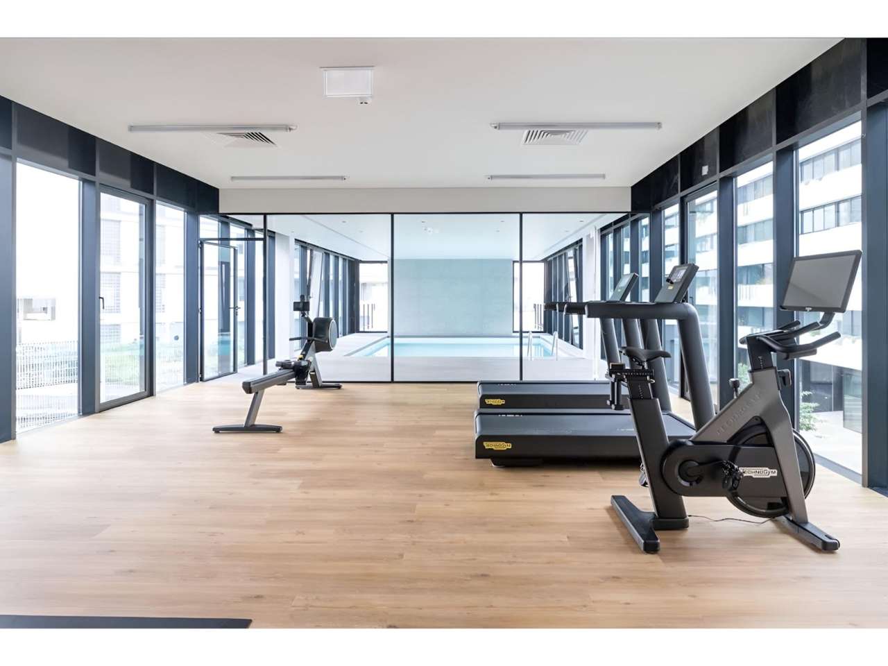 T1 Mobilado com Garagem no LX Living – Piscinas, Ginásio e... - Grande imagem: 3/26