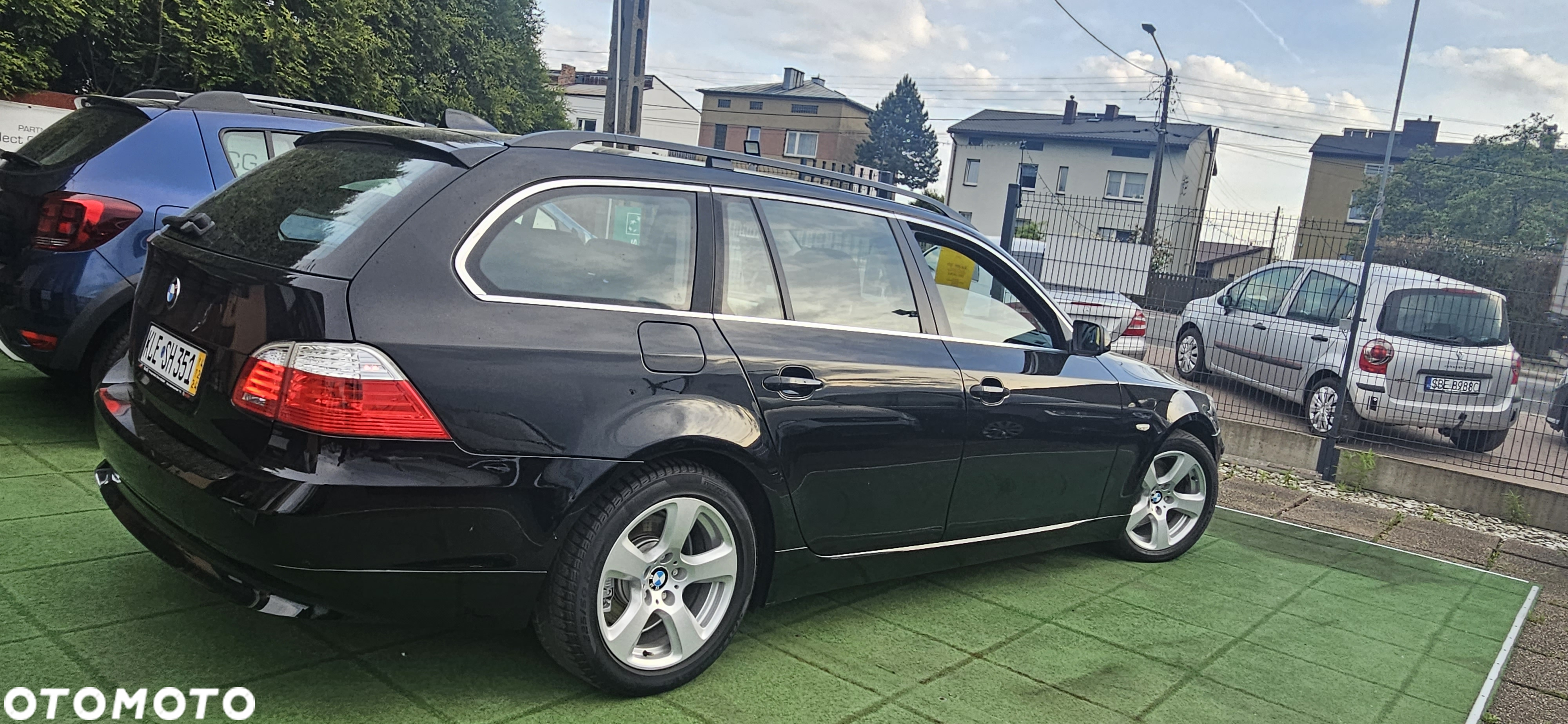 BMW Seria 5 520d Touring Special Edition - 4