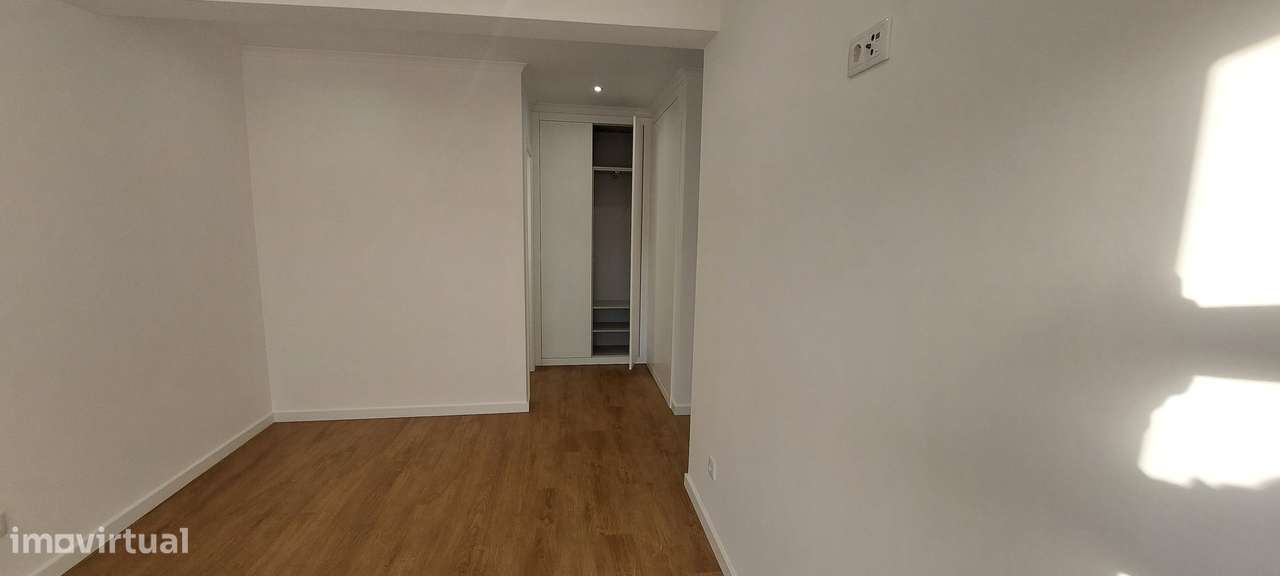 Apartamento T3 Novo na Lourinhã-13