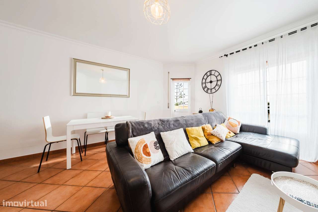 Apartamento T3 com Aquecimento Central, Garagem, Varandas e Arrecad... - Grande imagem: 5/26