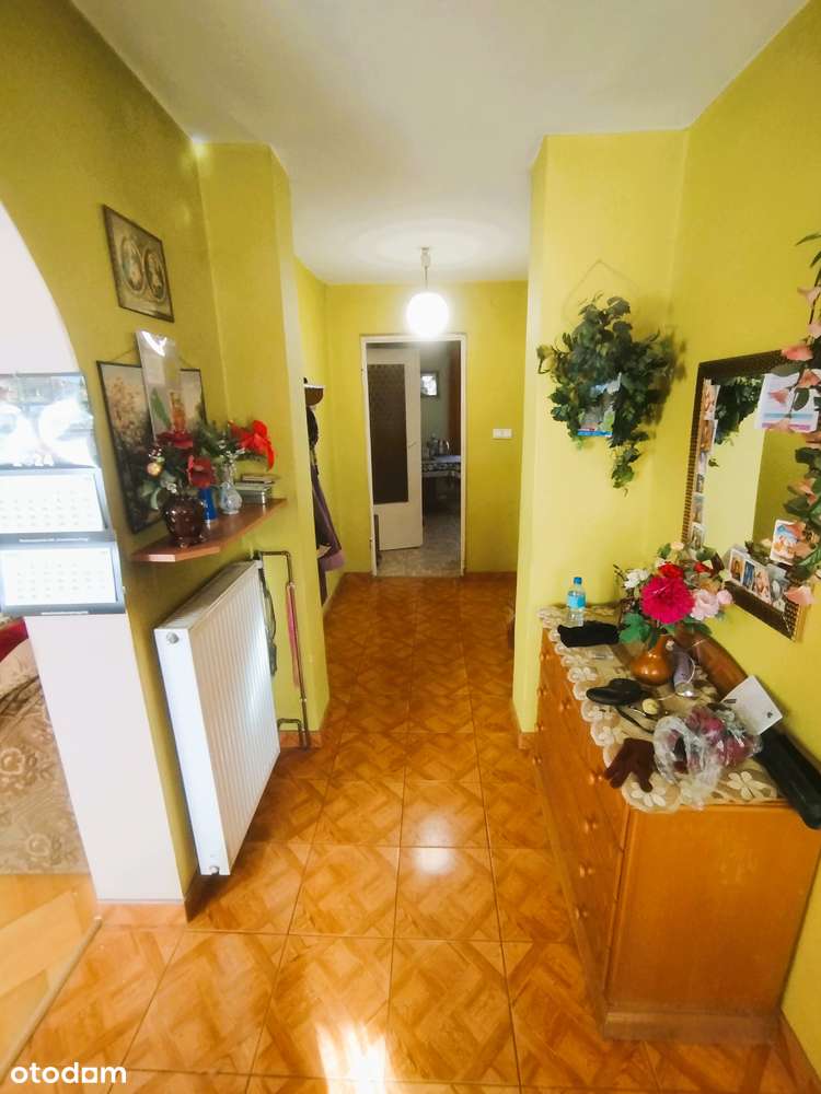 Dom z ogromnym potencjałem — Ostrowiec Świętokrzyski, ul. Plenerowa-12