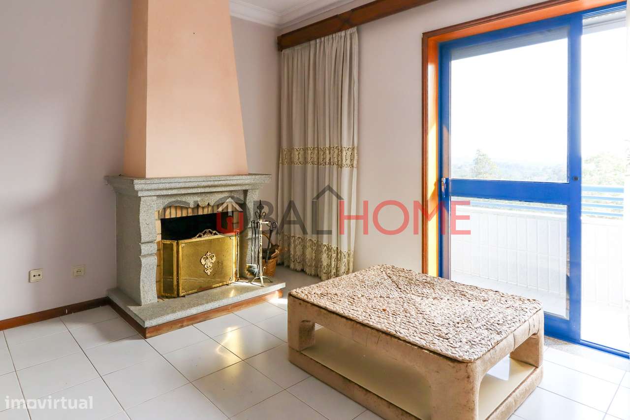 Apartamento T2 no centro de São Pedro da Cova - Grande imagem: 4/16