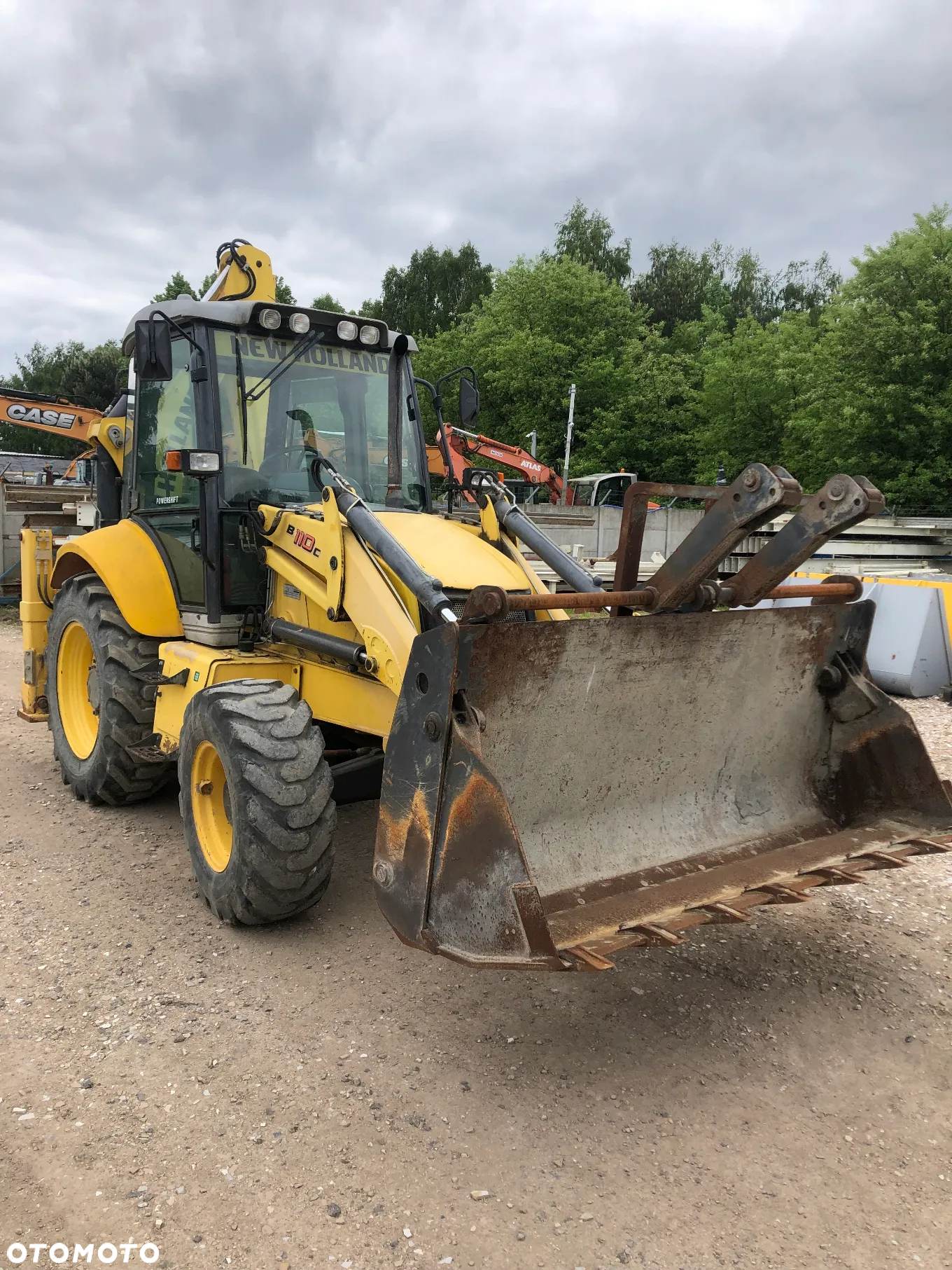 New Holland B110C - 3