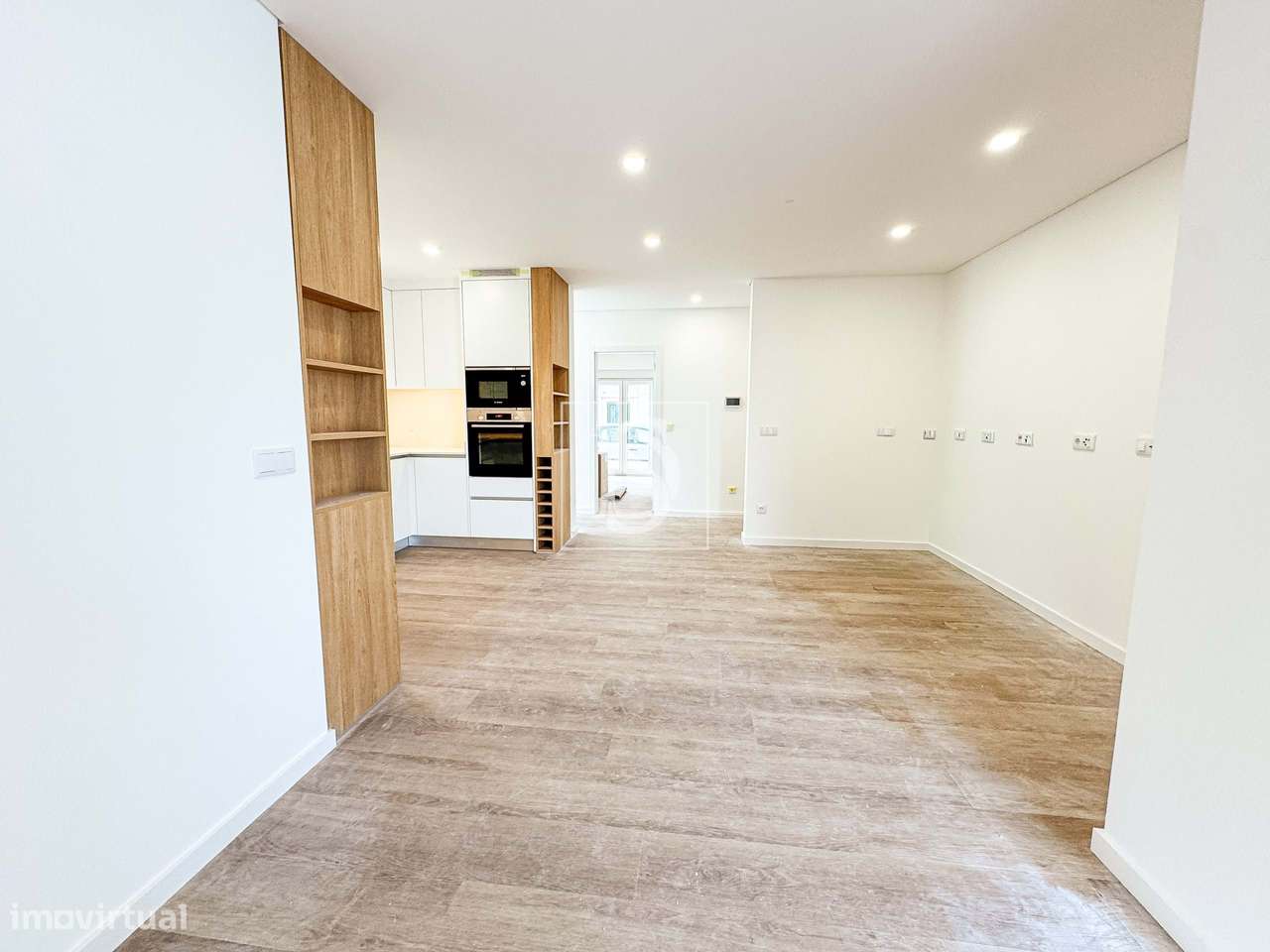 Andar de Moradia T3 situado no R/C - Renovado no Planalto de Santarém - Grande imagem: 5/17