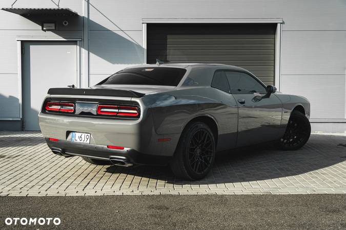 Dodge Challenger Automatik R/T Plus - 11