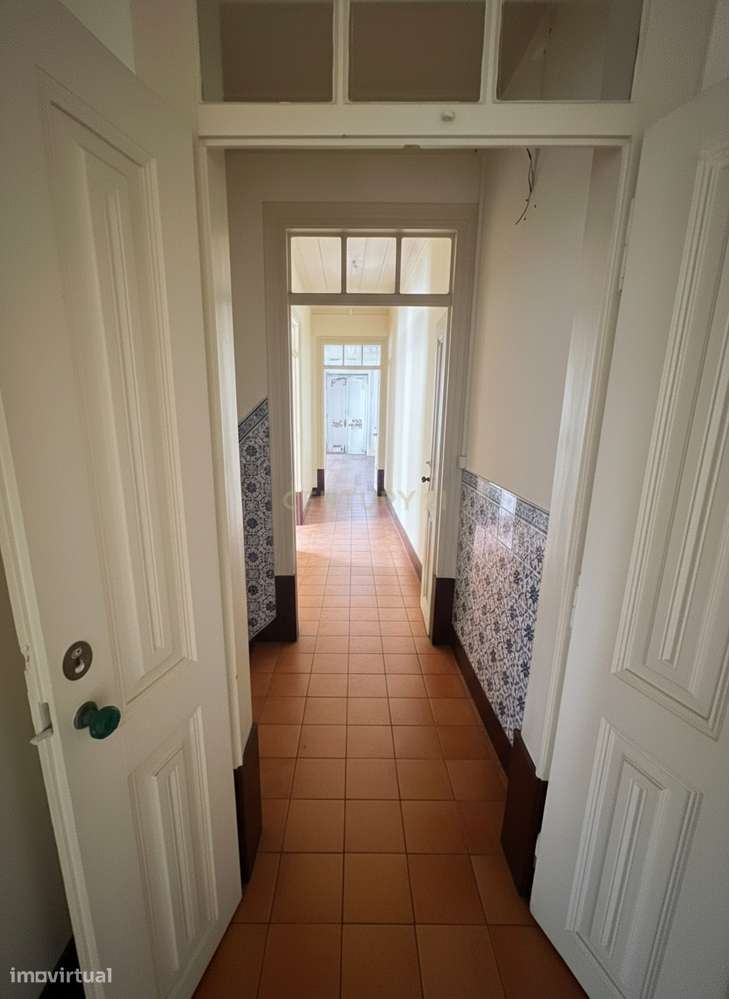 Moradia T5 com Grande Potencial | Salvaterra de Magos-9