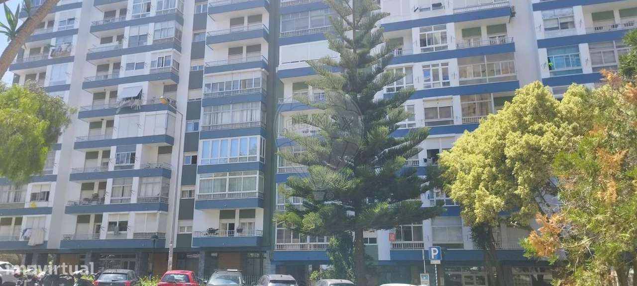 Apartamento T5 para venda - Grande imagem: 2/8