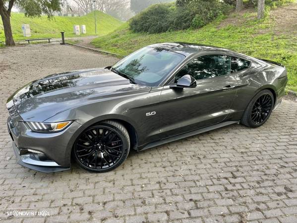 Ford Mustang - 15