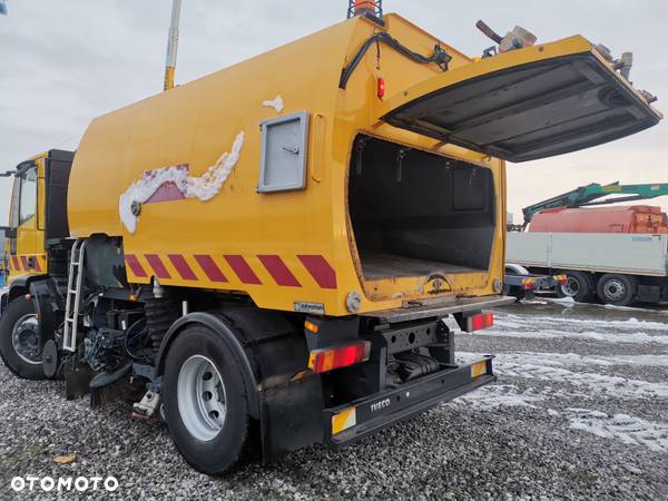 Iveco Eurocargo 180e25 euro 5 zamiatarka Johanston VT800 - 3