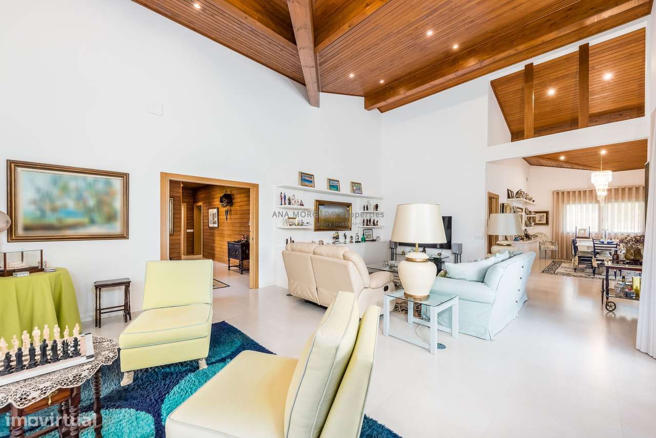 Moradia de Alto Padrão na Marinha Grande – Perto de Leiria e das Praia-11