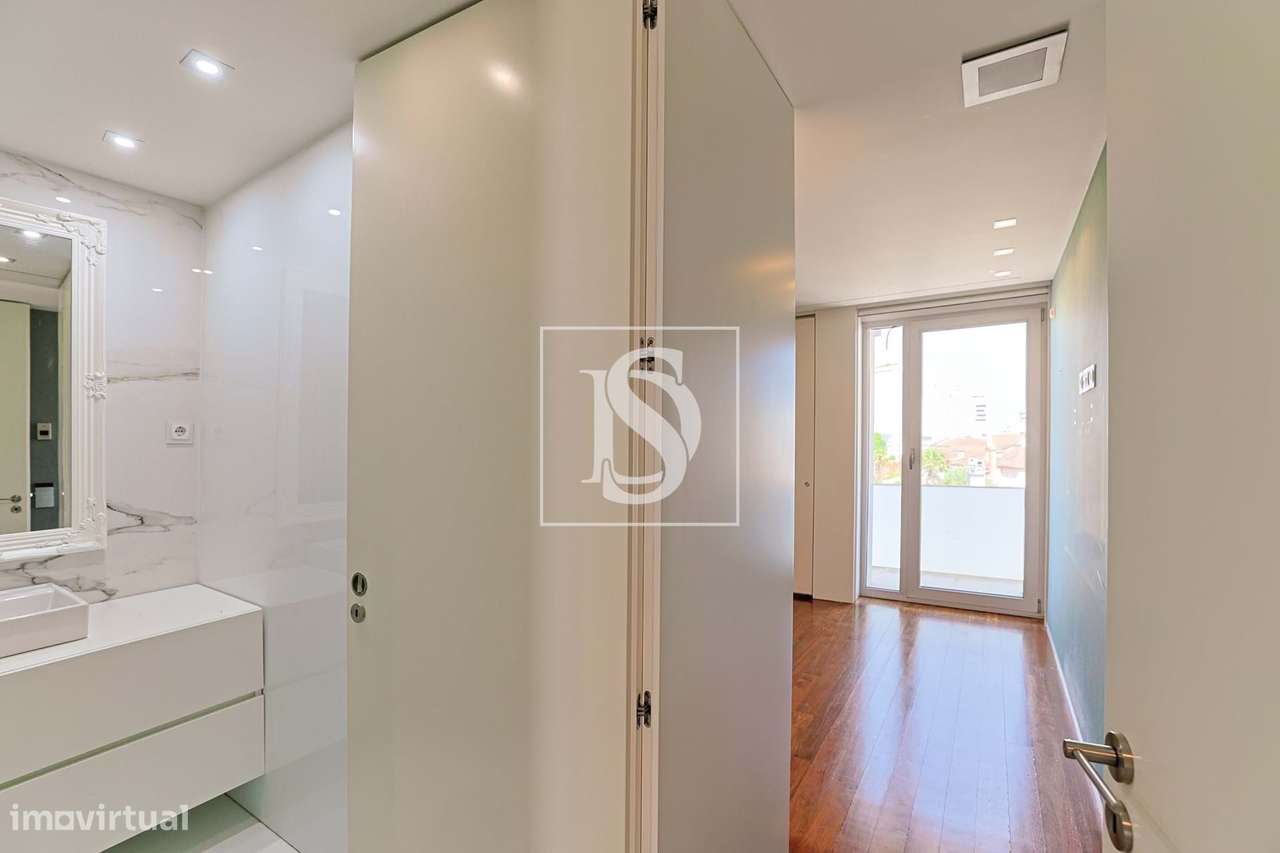 Apartamento c/ TERRAÇO no centro da cidade de BARCELOS!-26