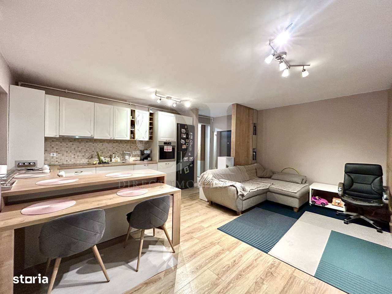 Apartament de vanzare/ Zona Terra / Floresti - Imagine principală: 3/15