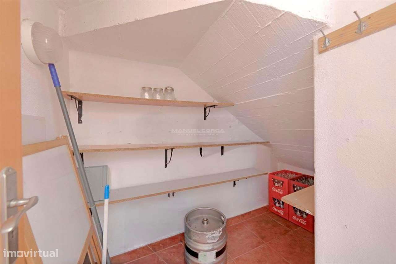 Edifício para Restauração com Terraço - Tituaria, Milharado-8