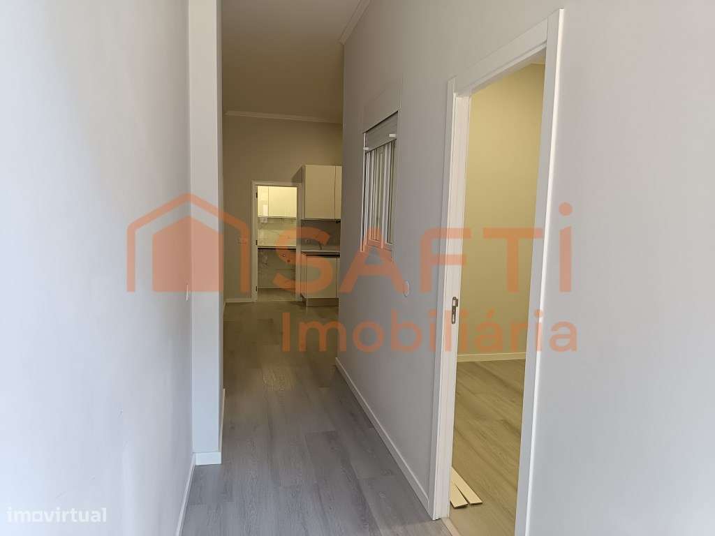 Espaço Comercial para venda em Belas - Grande imagem: 5/15