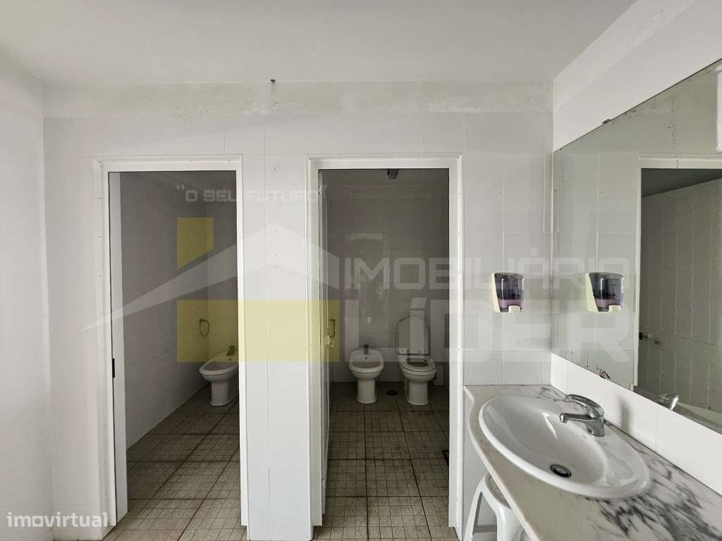 Exclusividade Imobiliária Lider
Moradia T4 em Condomínio Fechado d...-48