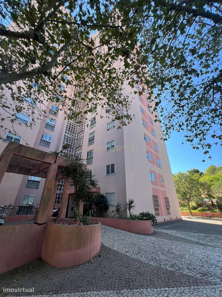 Apartamento T2 em Stº Antº dos Cavaleiros, Loures, Lisboa | Excelente - Grande imagem: 2/21