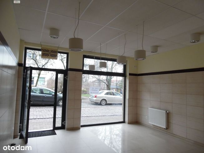 Lokal handlowy w Sławnie ul. Jedności Narodowej-4