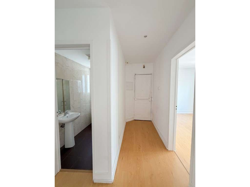 'Vista Rio' - Apartamento T4 para venda em São Vicente-17