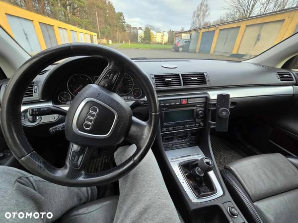 Audi A4 Avant 2.0 TDI DPF - 15