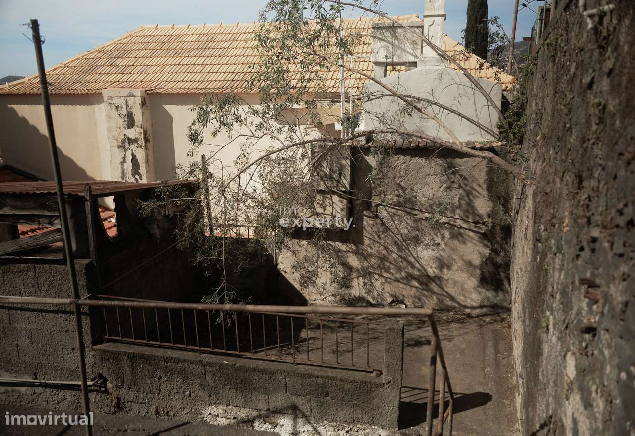 Edifício histórico com projeto aprovado no coração do Funchal-19