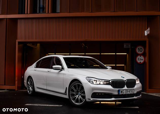 BMW Seria 7 740Li - 3