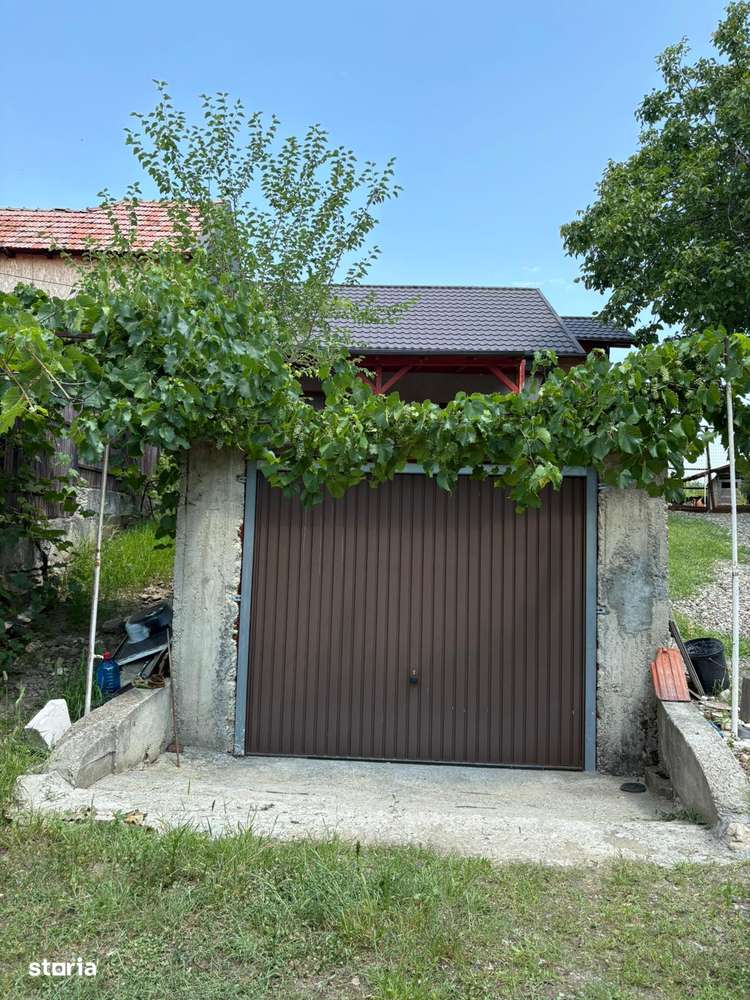 De vanzare casa Oituz-Bacau - Imagine principală: 5/7