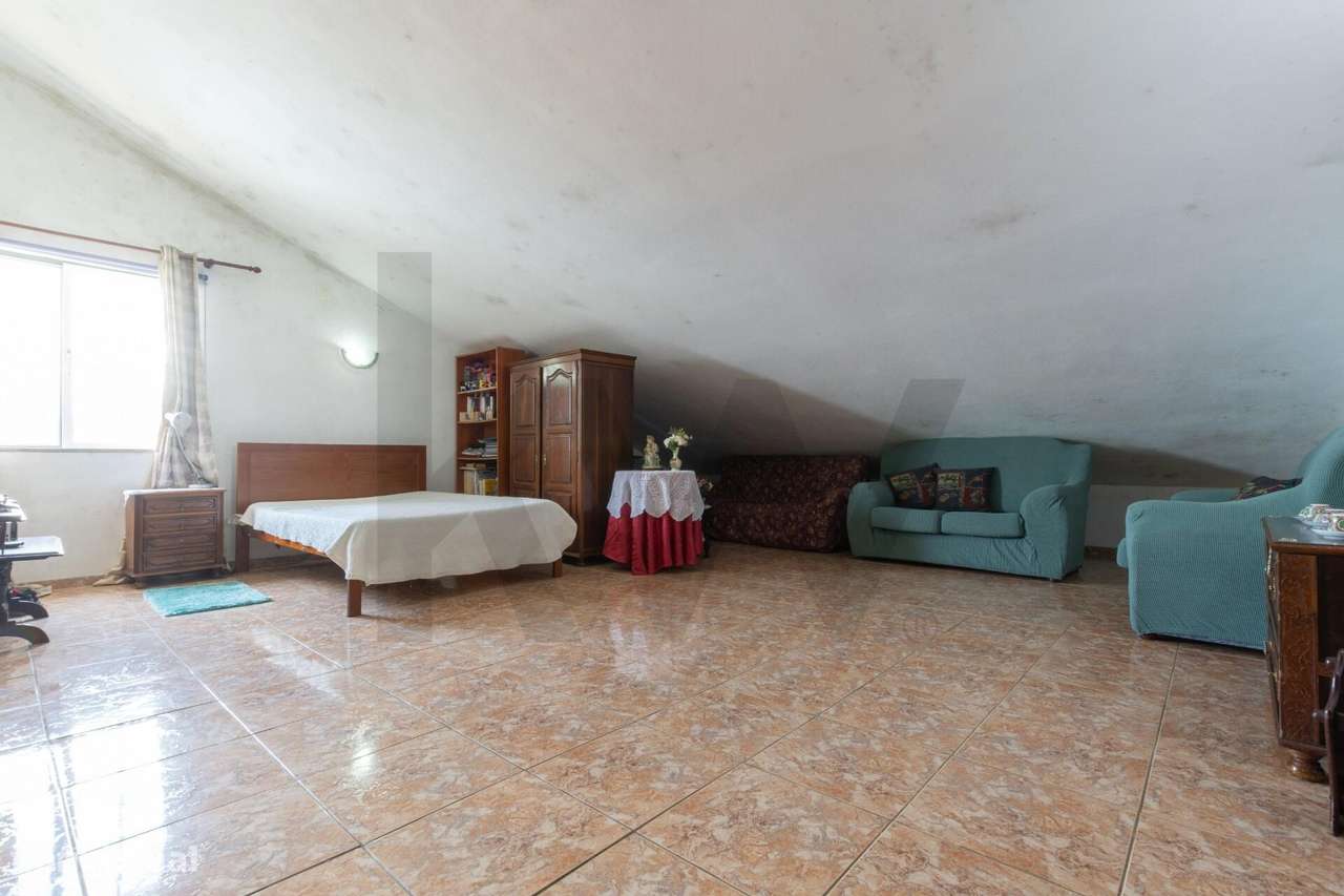 Moradia T6 em Porto Judeu, primeira linha do mar, Terceira - Grande imagem: 5/40