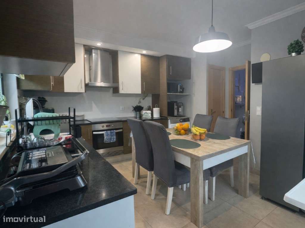 Moradia T3 Exclusiva com Suite Privativa, Logradouro Envolvente e G... - Grande imagem: 3/17