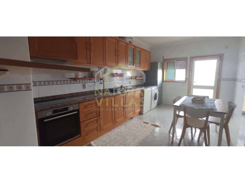 Apartamento T3 em Montenegro para o arrendamento anual - Grande imagem: 2/2