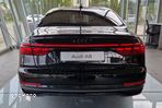 Audi A8 - 8