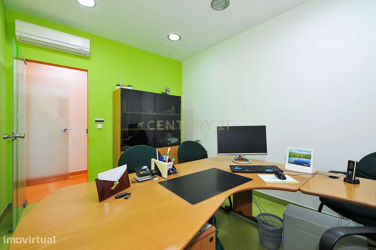 Clínica Dentária Premium | Investimento Seguro com Histórico Consolida - Grande imagem: 4/18