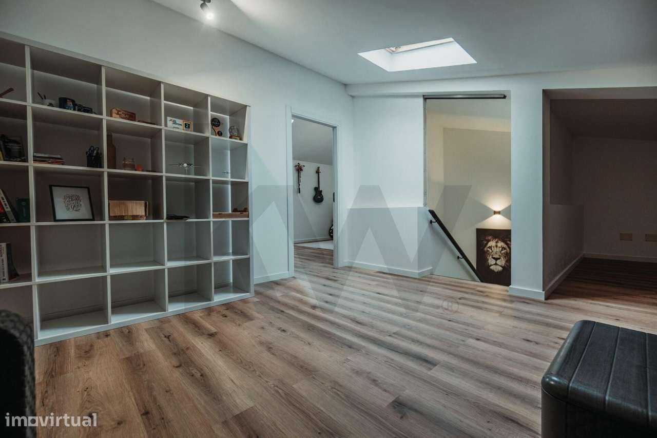 Moradia T2+1 com Garagem - Ponta Delgada-15