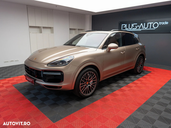 Porsche Cayenne Turbo - 4