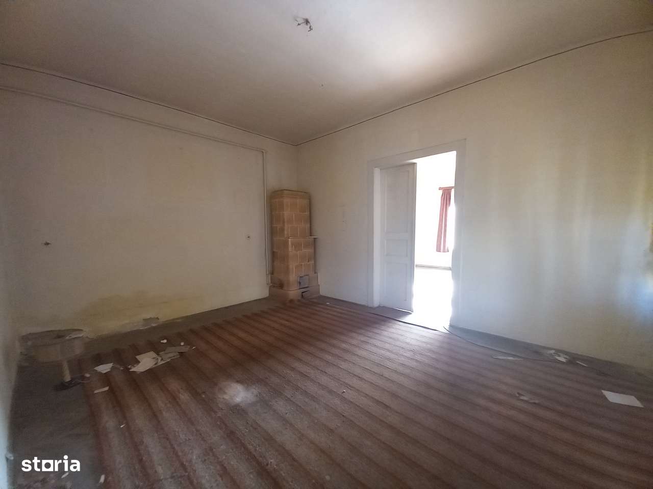 REDUCERE DE PRET!!  Casa cu 620 mp teren, intr-o zonă exclusivistă !-4