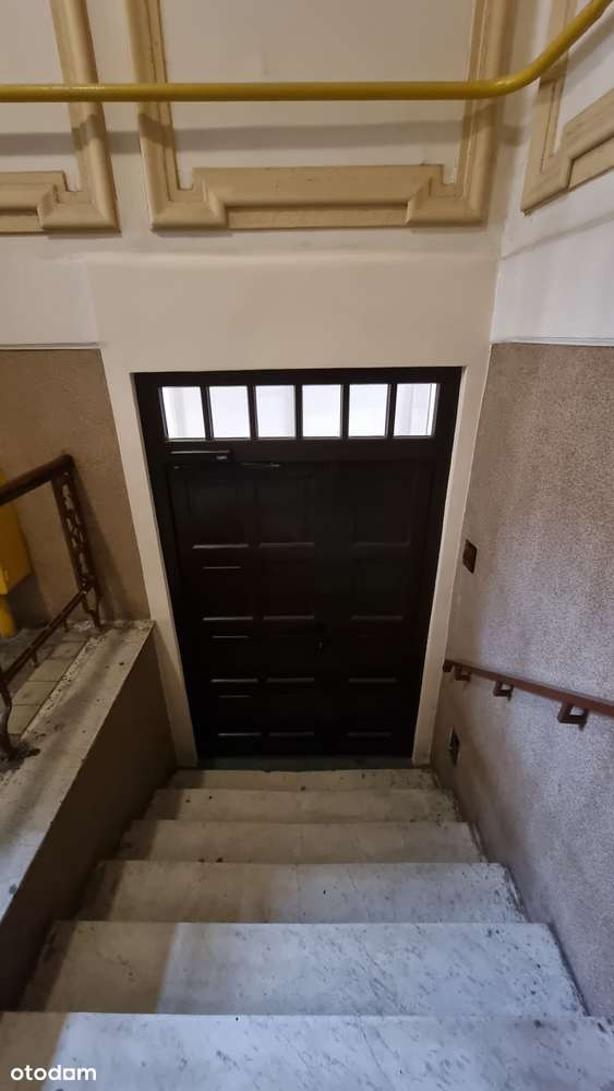 Na sprzedaż lokal biurowy usługowy - kancelaria przy SĄDZIE OKRĘGOWYM-11