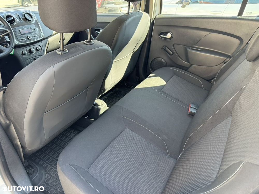 dacia sandero   1 5 blue dci laureate