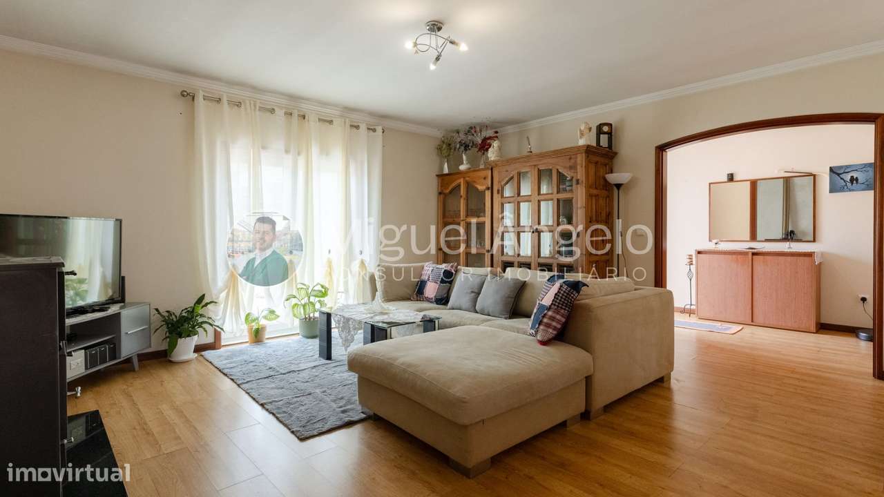 Moradia T3 com jardim, garagem e excelente espaço exterior na Torreira-10
